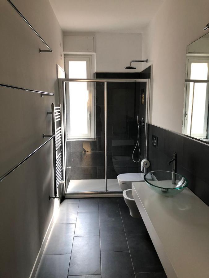 Bright & Spacious Apartment Near Navigli - Ponti Милано Екстериор снимка