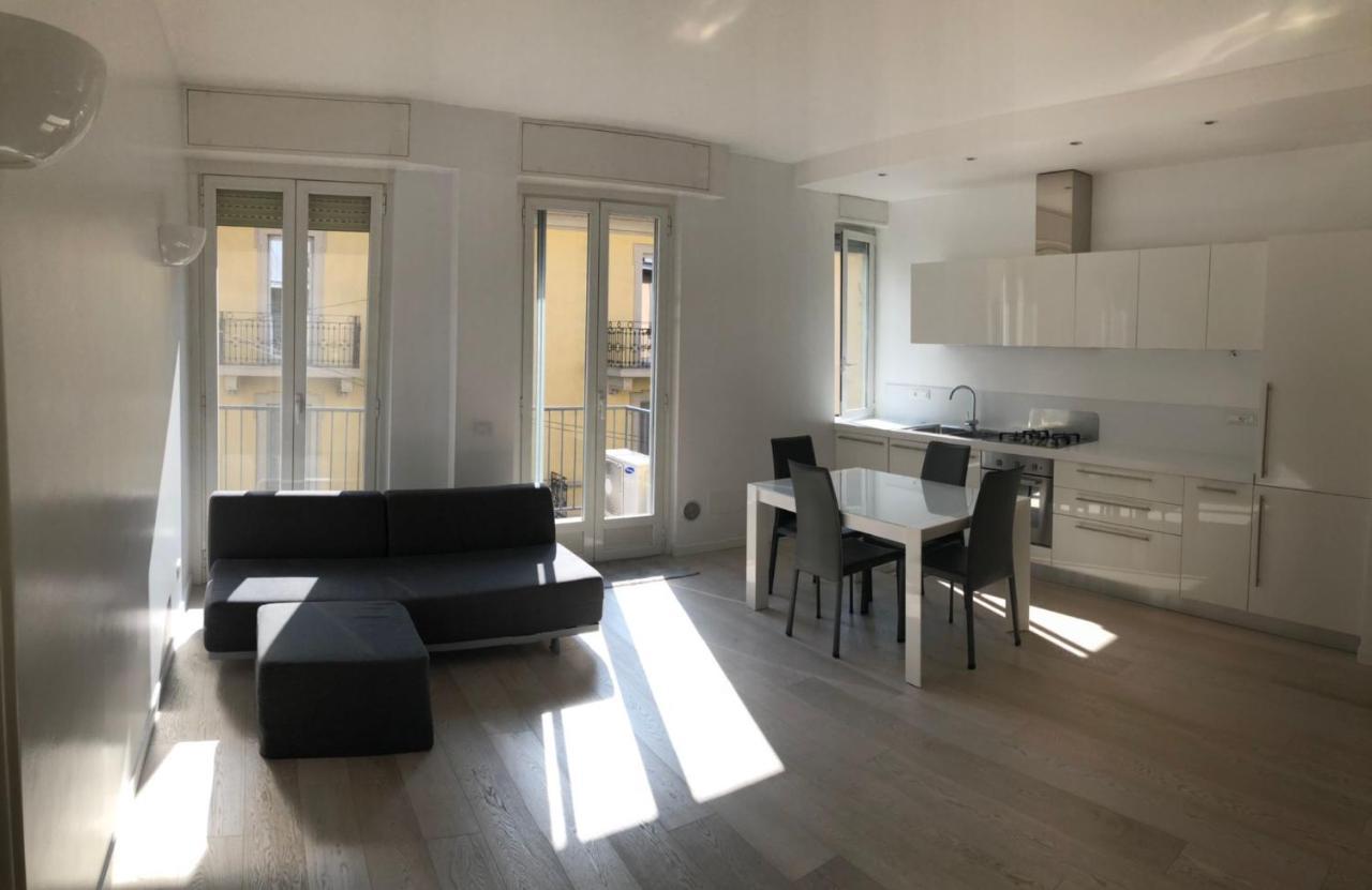 Bright & Spacious Apartment Near Navigli - Ponti Милано Екстериор снимка