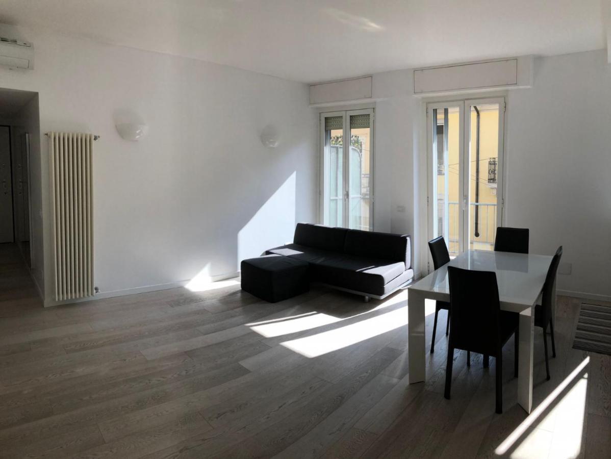 Bright & Spacious Apartment Near Navigli - Ponti Милано Екстериор снимка